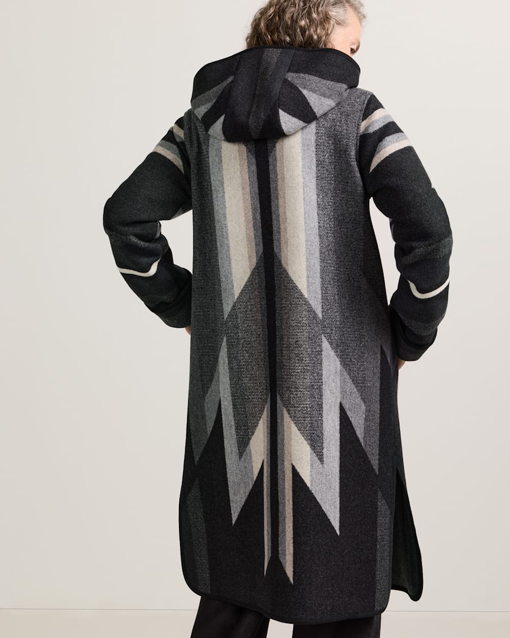 ALTERNATE VIEW OF WOMEN'S WYETH TRAIL WOOL BLANKET COAT IN BLACK image number 4