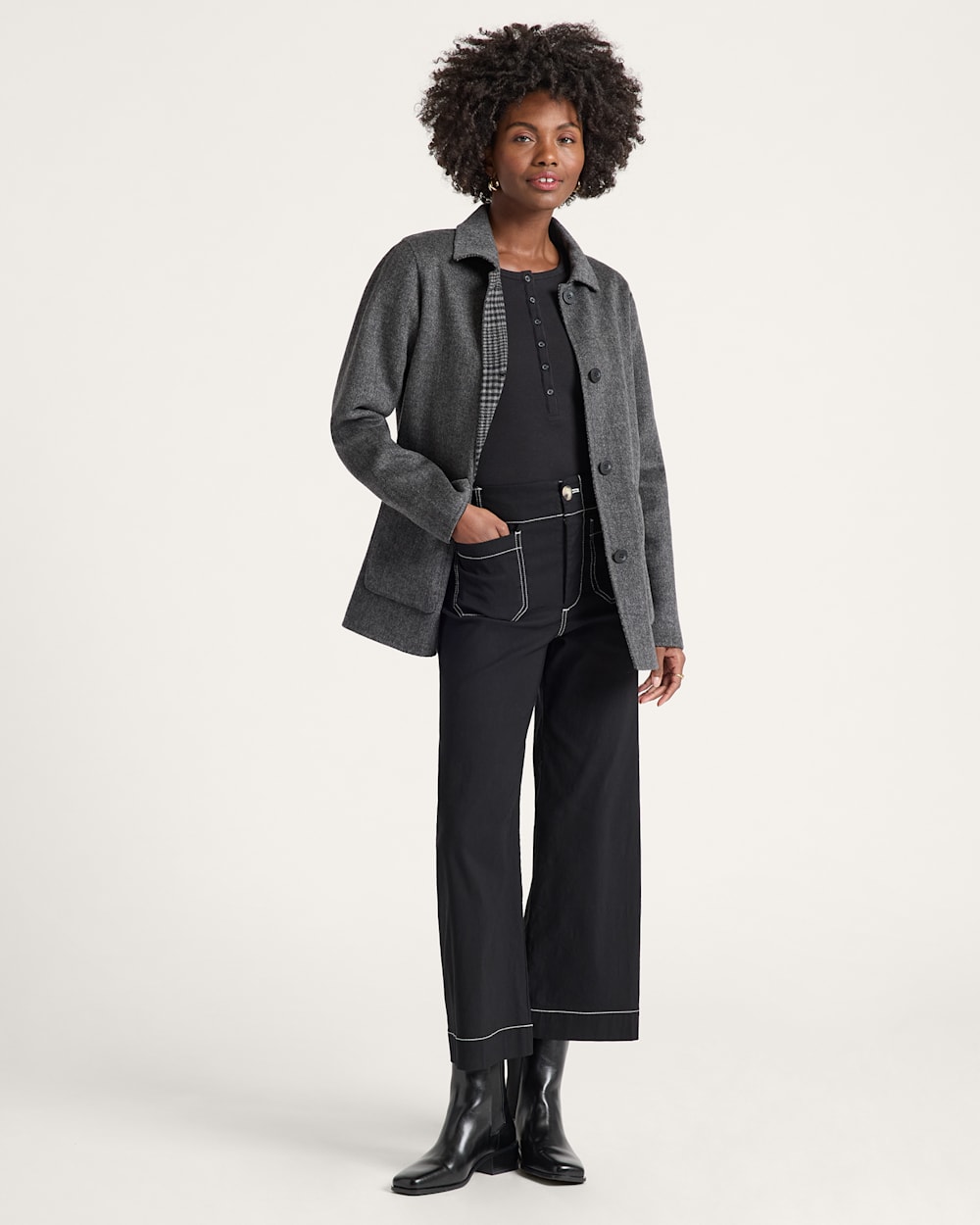 ALTERNATE VIEW OF WOMEN'S REVERSIBLE WOOL JACKET IN CHARCOAL HERRINGBONE image number 2