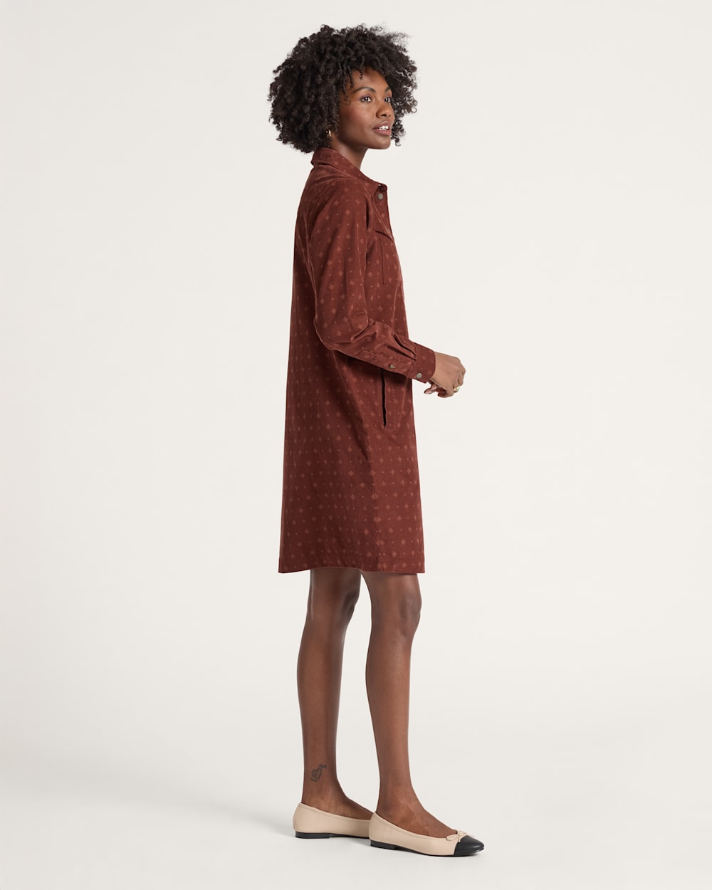 ALTERNATE VIEW OF WOMEN'S PARKER CORDUROY DRESS IN BURGUNDY FOULARD image number 3