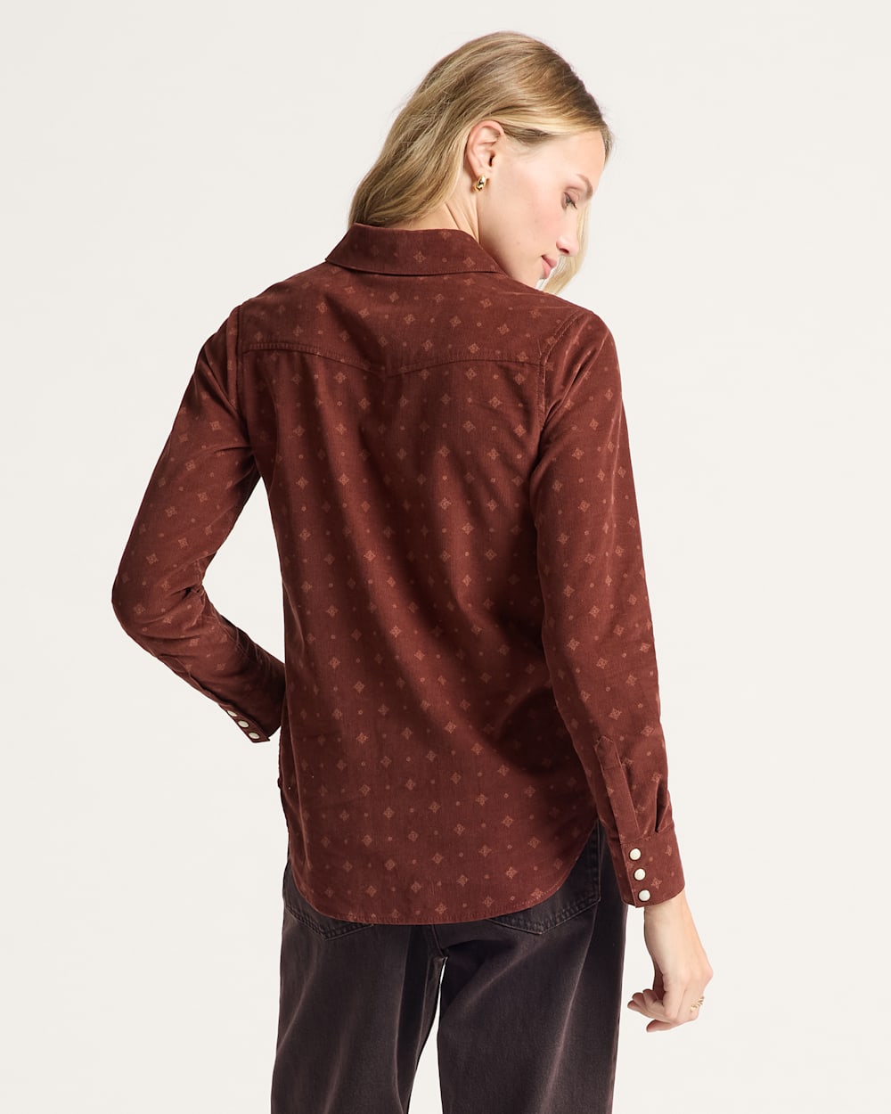 ALTERNATE VIEW OF WOMEN'S CORDUROY GAMBLER SHIRT IN BURGUNDY FOULARD image number 2