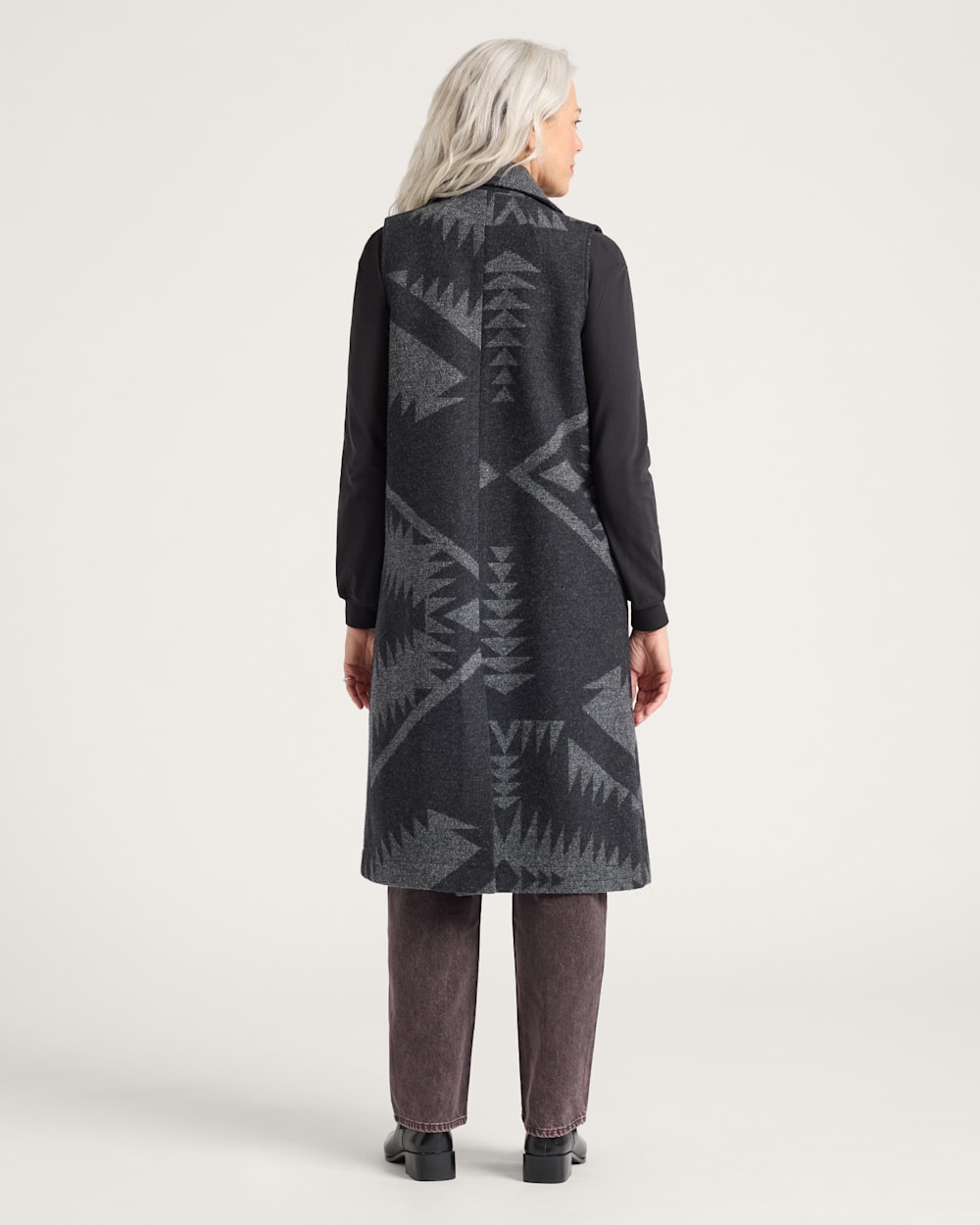 ALTERNATE VIEW OF WOMEN'S MIRROR LAKE WOOL LONG VEST IN BLACK/GREY image number 2