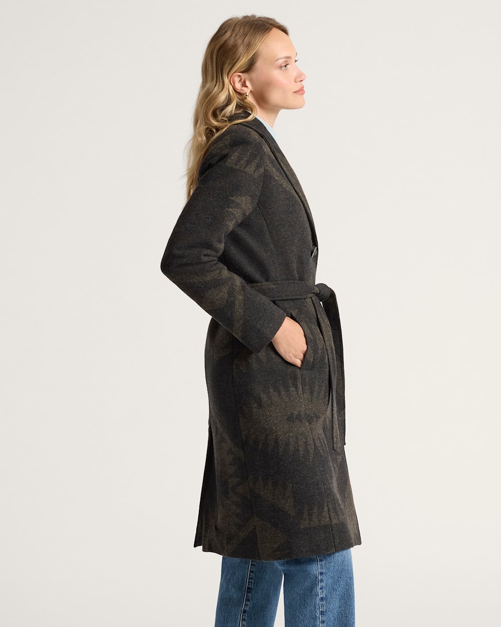 ALTERNATE VIEW OF WOMEN'S MIRROR LAKE WOOL TRENCH COAT IN OLIVE image number 3