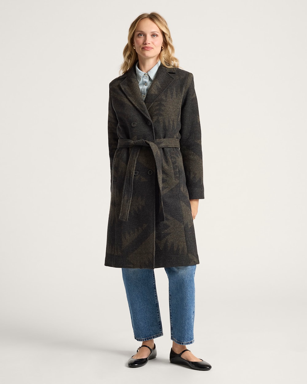 ALTERNATE VIEW OF WOMEN'S MIRROR LAKE WOOL TRENCH COAT IN OLIVE image number 6
