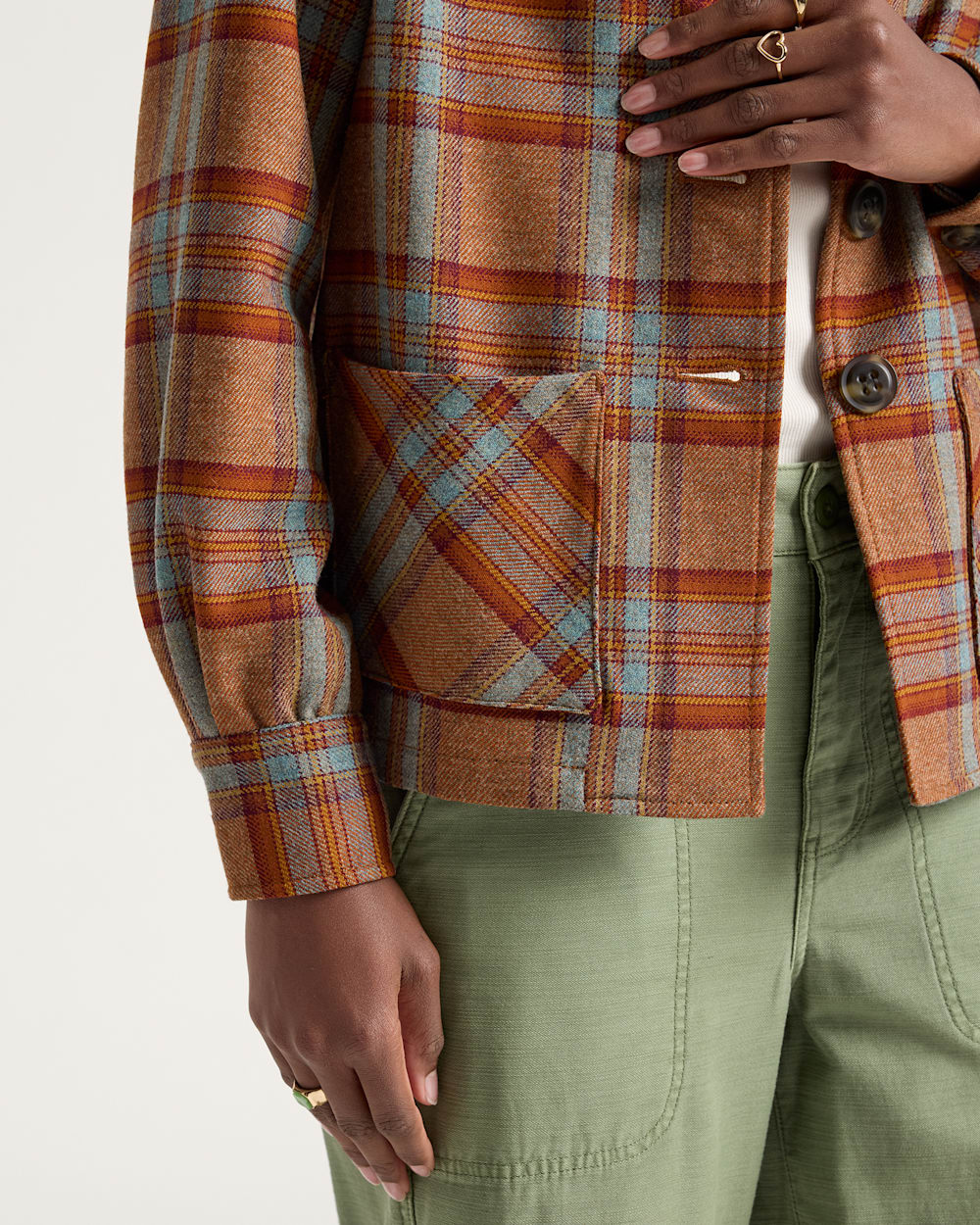 ALTERNATE VIEW OF WOMEN'S 49ER JACKET IN BRICK MULTI PLAID image number 5