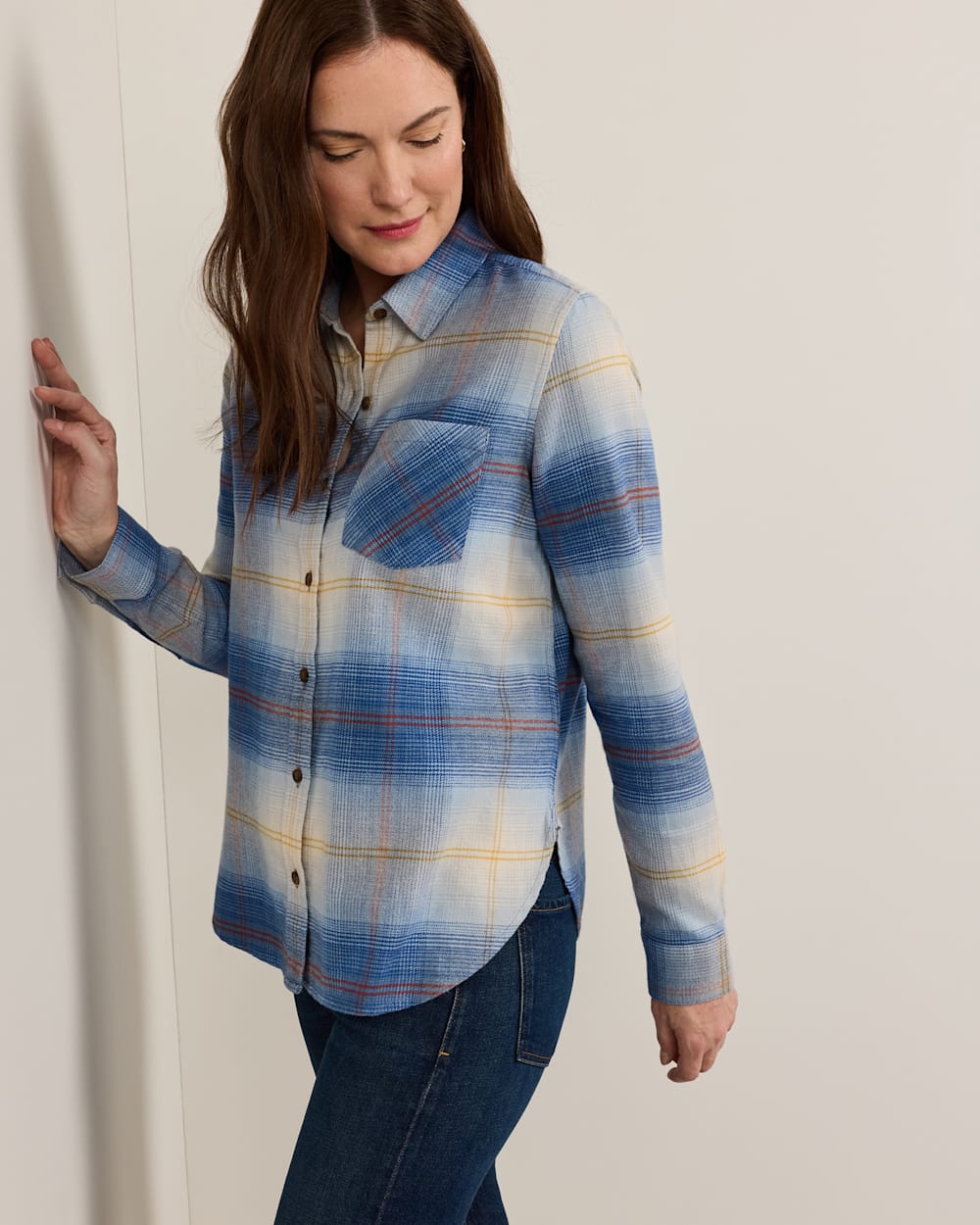ALTERNATE VIEW OF WOMEN'S PLAID COTTON FLANNEL RELAXED SHIRT IN LIGHT BLUE OMBRE image number 3