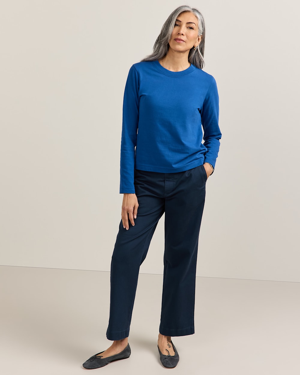 ALTERNATE VIEW OF WOMEN'S LONG-SLEEVE DESCHUTES TEE IN COBALT BLUE image number 5