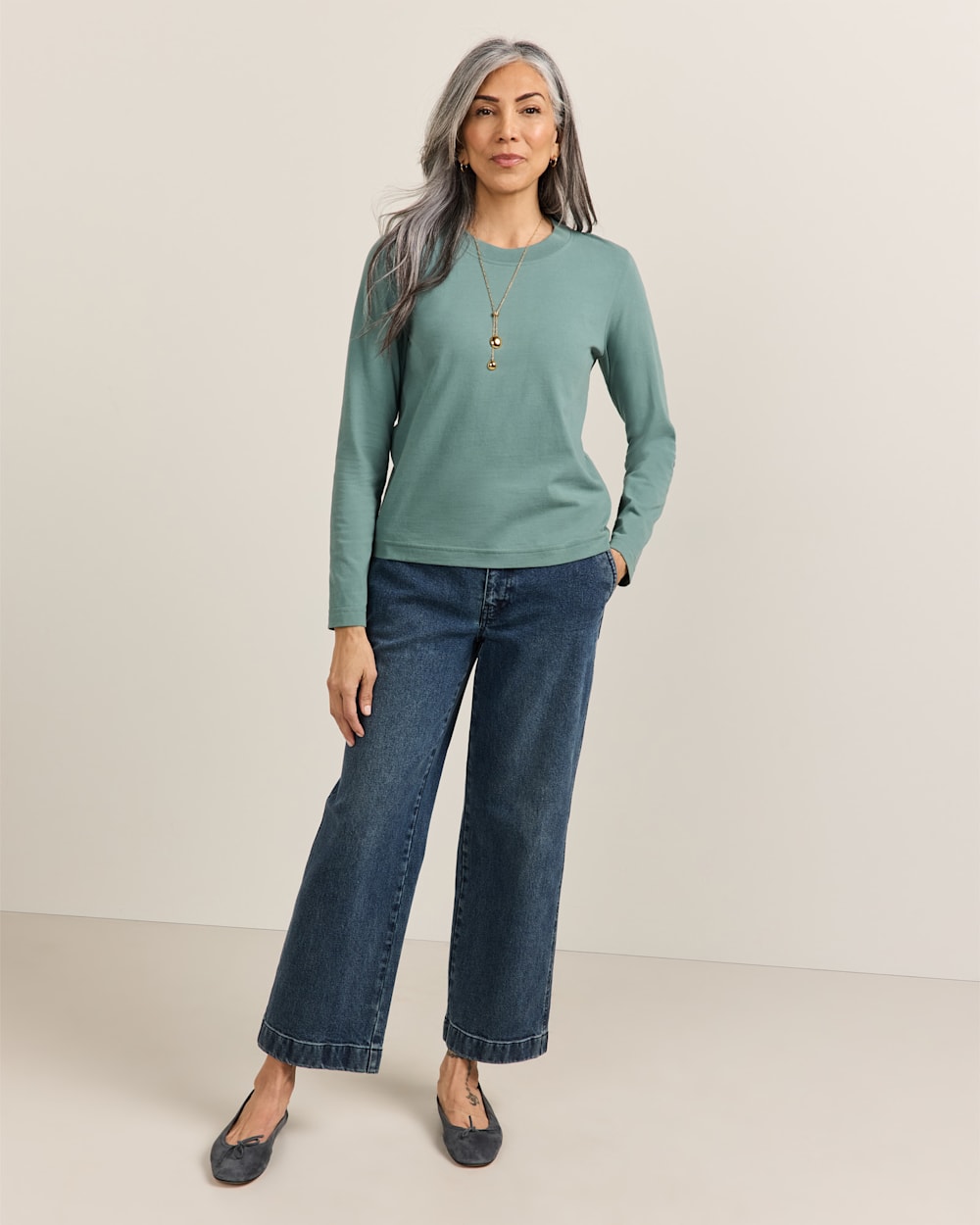 ALTERNATE VIEW OF WOMEN'S LONG-SLEEVE DESCHUTES TEE IN DARK TEAL image number 5