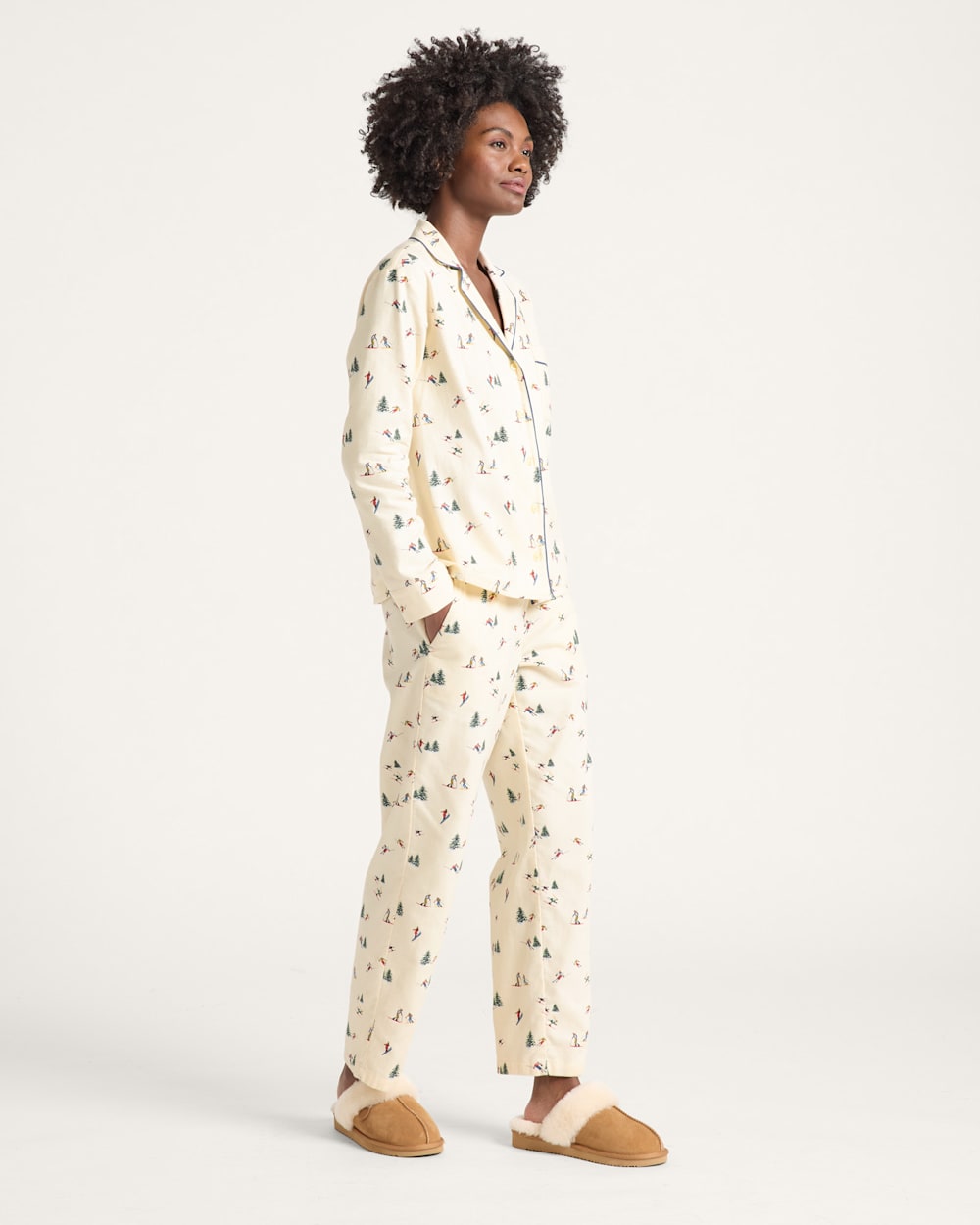 ALTERNATE VIEW OF WOMEN'S SKI PRINT FLANNEL PAJAMA SET IN ECRU image number 3