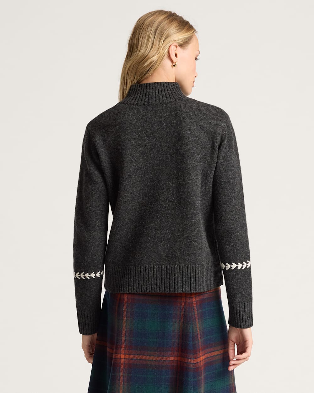 ALTERNATE VIEW OF WOMEN'S VINTAGE MOCKNECK MERINO PULLOVER IN BLACK image number 2