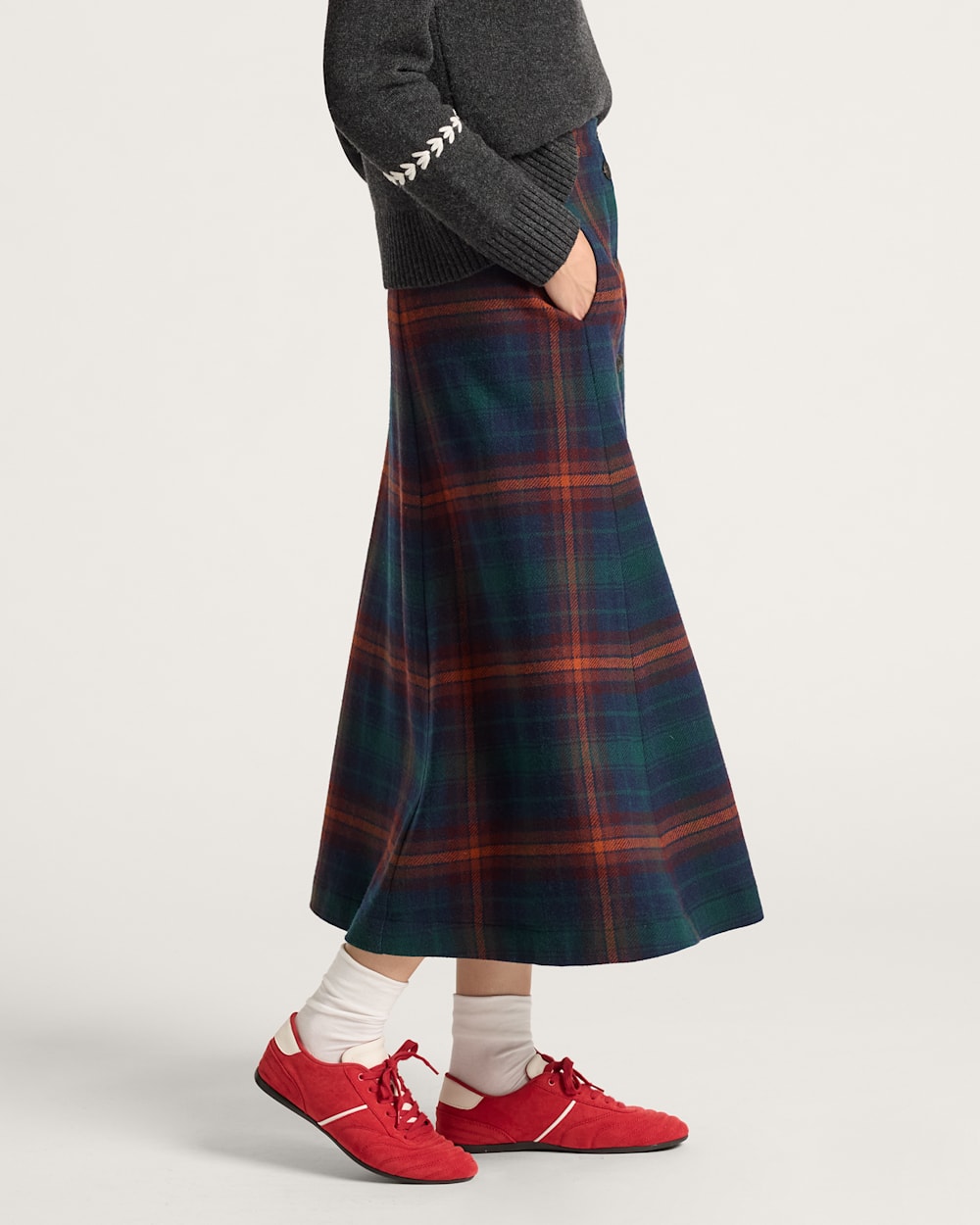ALTERNATE VIEW OF WOMEN'S PLAID WOOL SKIRT IN NAVY/COPPER image number 3