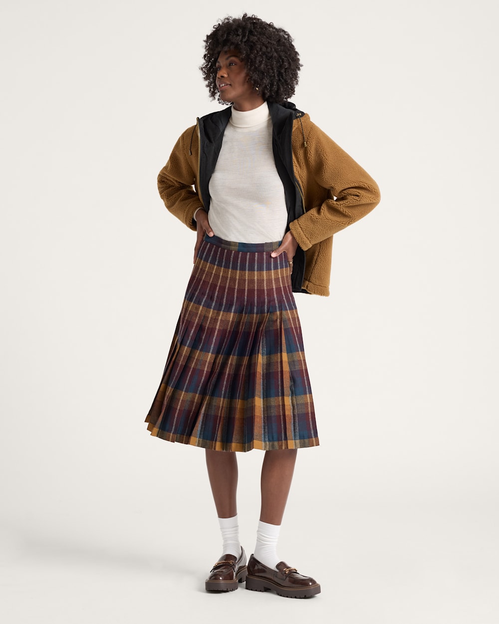ALTERNATE VIEW OF WOMEN'S REVERSIBLE PLEATED WOOL SKIRT IN BURGUNDY/TAN PLAID image number 6