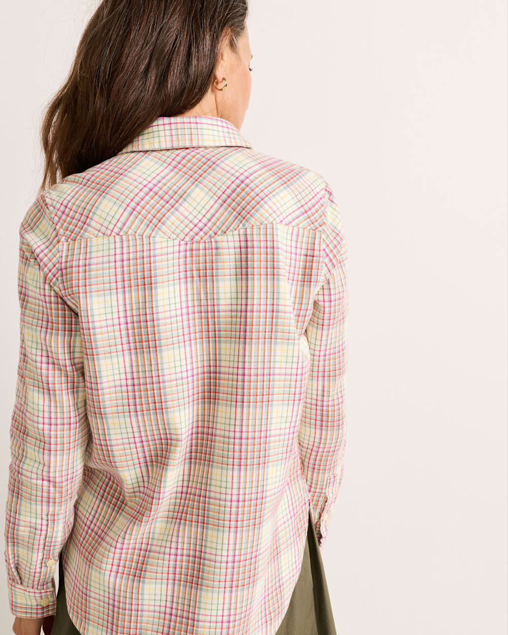 ALTERNATE VIEW OF WOMEN'S RILEY PLAID FLANNEL SHIRT IN IVORY MULTI PLAID image number 2