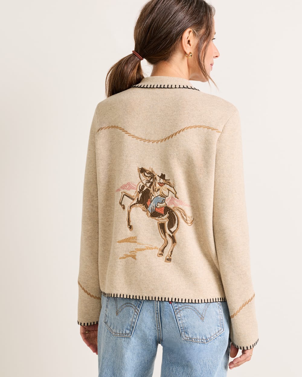 ALTERNATE VIEW OF WOMEN'S WESTERN SOUVENIR CARDIGAN IN NATURAL image number 2