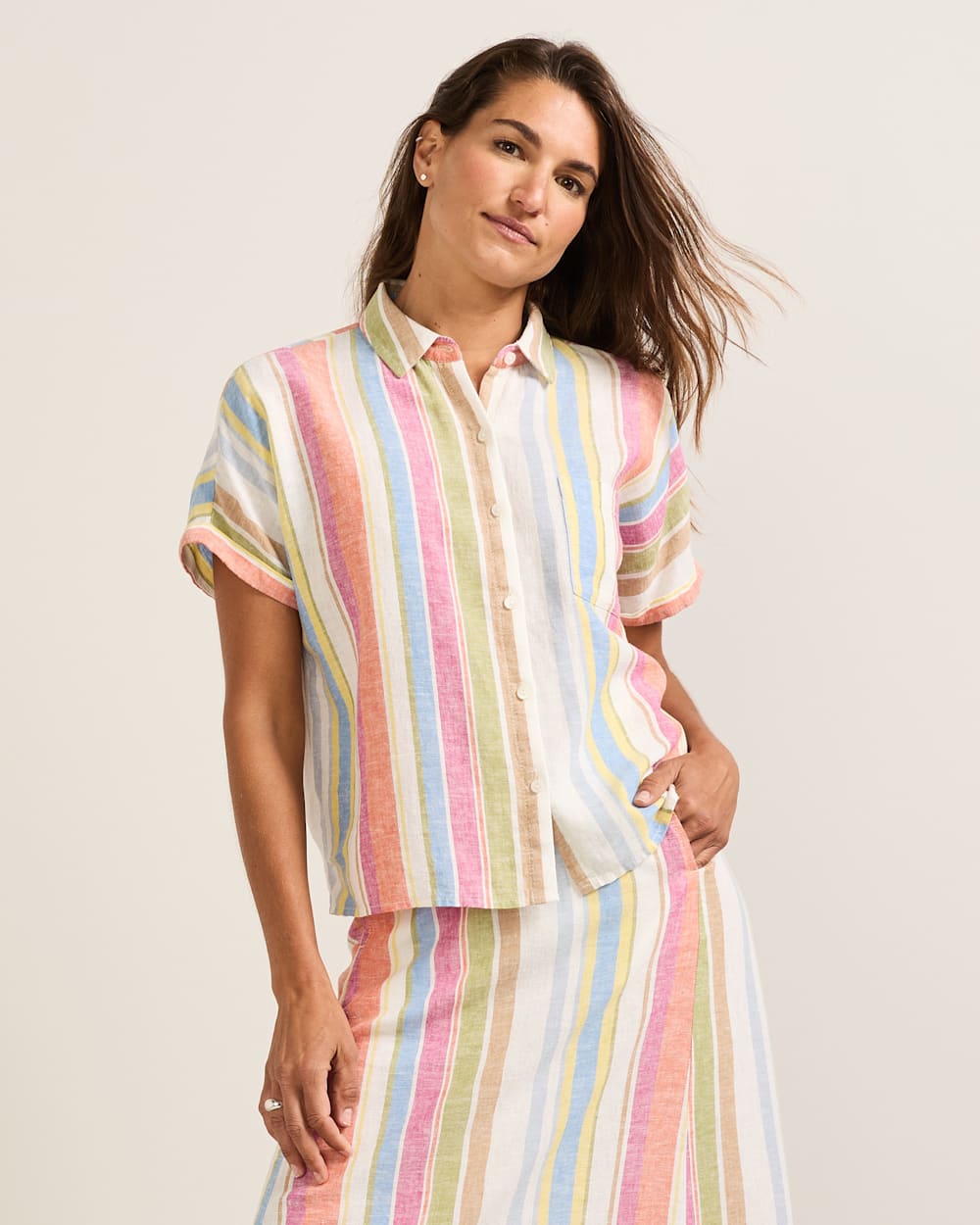 WOMEN'S SHORT-SLEEVE STRIPE LINEN SHIRT IN IVORY MULTI STRIPE image number 1
