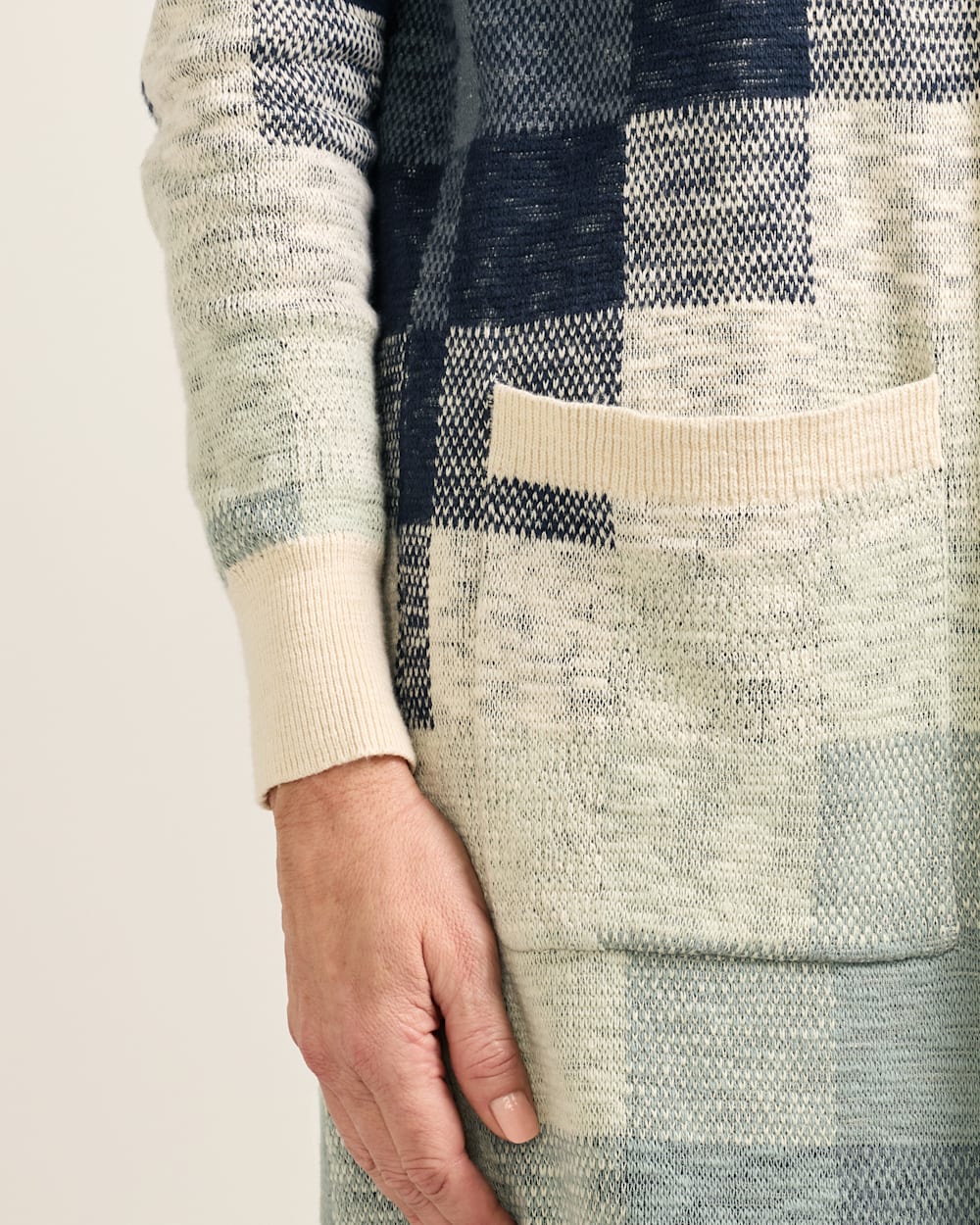 ALTERNATE VIEW OF WOMEN'S COTTON DUSTER CARDIGAN IN NAVY/IVORY MULTI image number 5