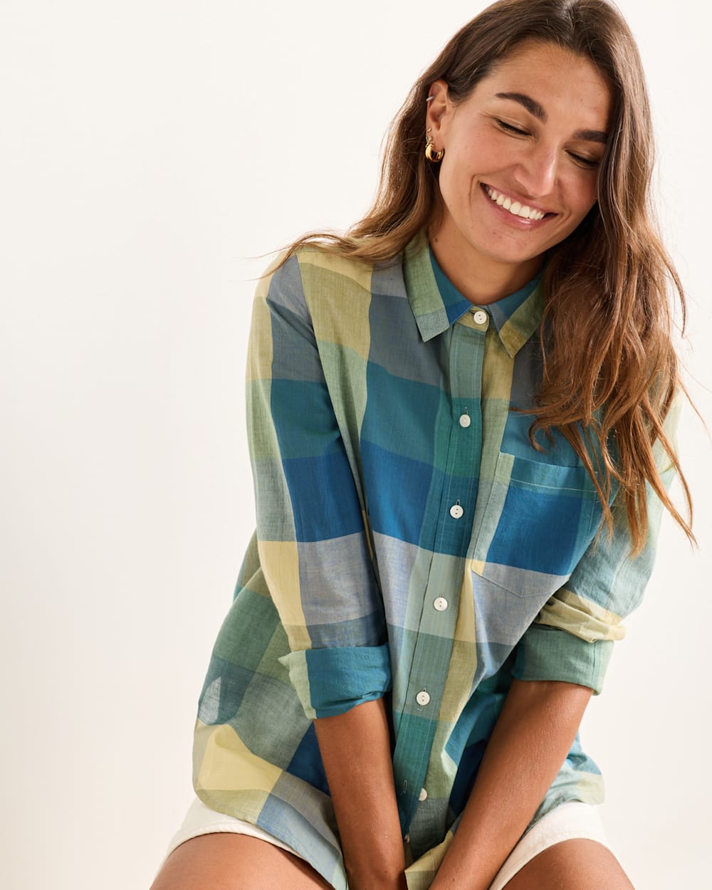 WOMEN'S CHECK PERFECT ONE POCKET SHIRT IN TEAL MULTI image number 1