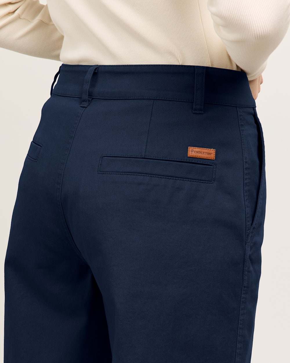 ALTERNATE VIEW OF WOMEN'S COTTON CHORE PANTS IN NAVY image number 5