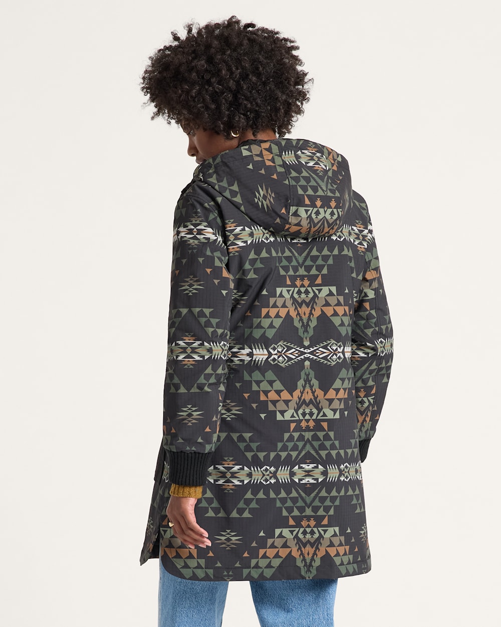 ALTERNATE VIEW OF WOMEN'S POWDER RIVER RIPSTOP ANORAK IN BLACK SILVERBARK image number 2