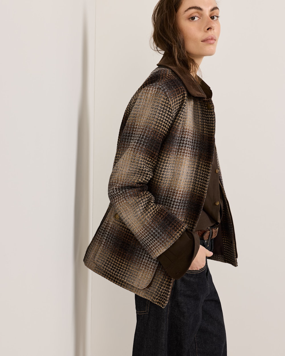 ALTERNATE VIEW OF WOMEN'S CASCADES WOOL BARN COAT IN BROWN OMBRE image number 3