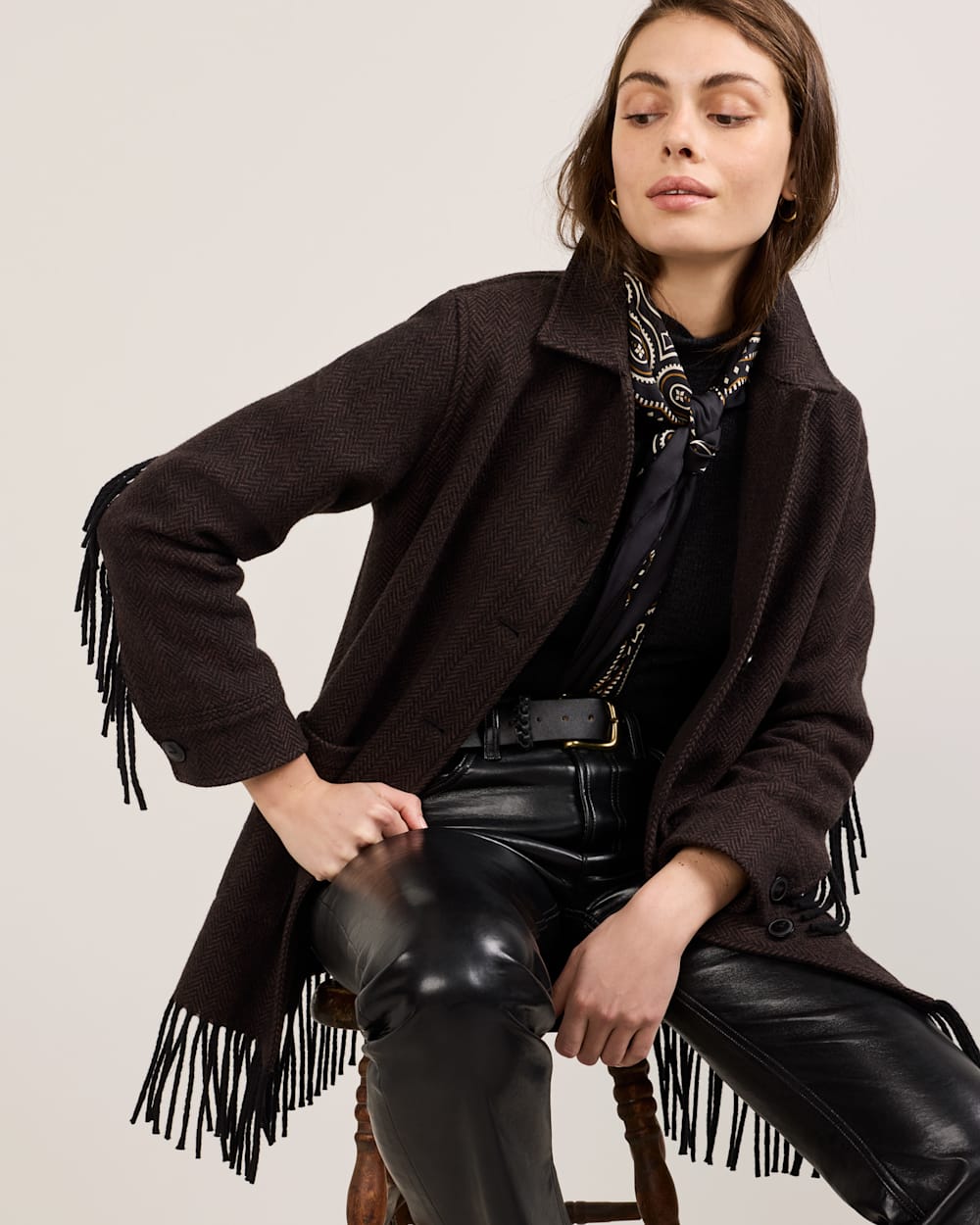 ALTERNATE VIEW OF WOMEN'S HERRINGBONE JOLENE WOOL FRINGED JACKET IN BLACK/BROWN image number 5