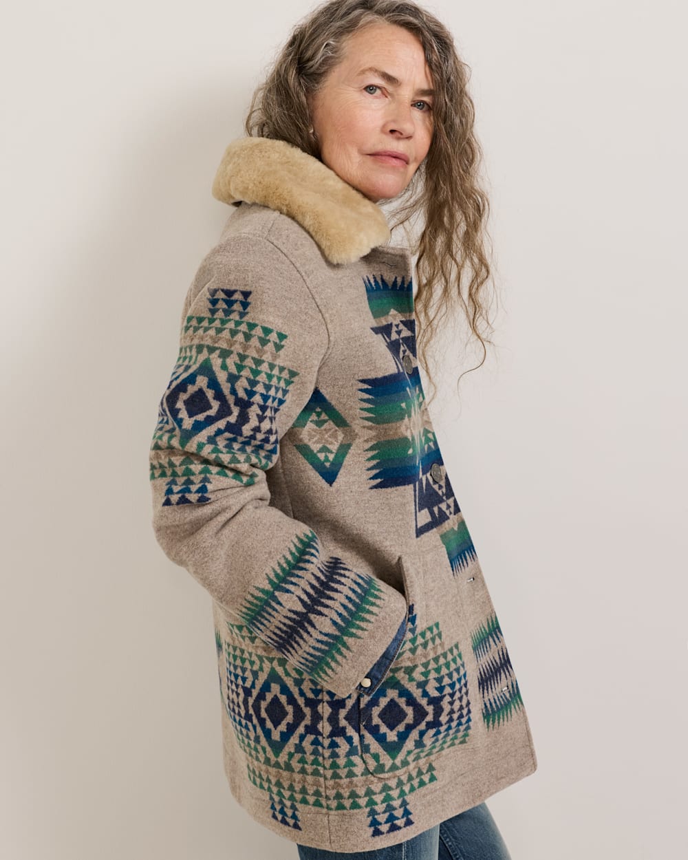 ALTERNATE VIEW OF WOMEN'S BROWNSVILLE SHEARLING COLLAR WOOL COAT IN TAN CHIEF JOSEPH image number 2