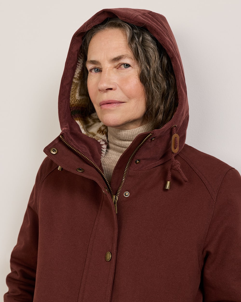 ALTERNATE VIEW OF WOMEN'S CEDAR CREEK CANVAS PARKA IN RAISIN image number 3