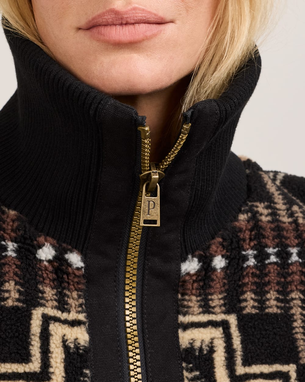 ALTERNATE VIEW OF WOMEN'S HARDING FOXGLOVE FLEECE BOMBER JACKET IN BLACK/TAN image number 6