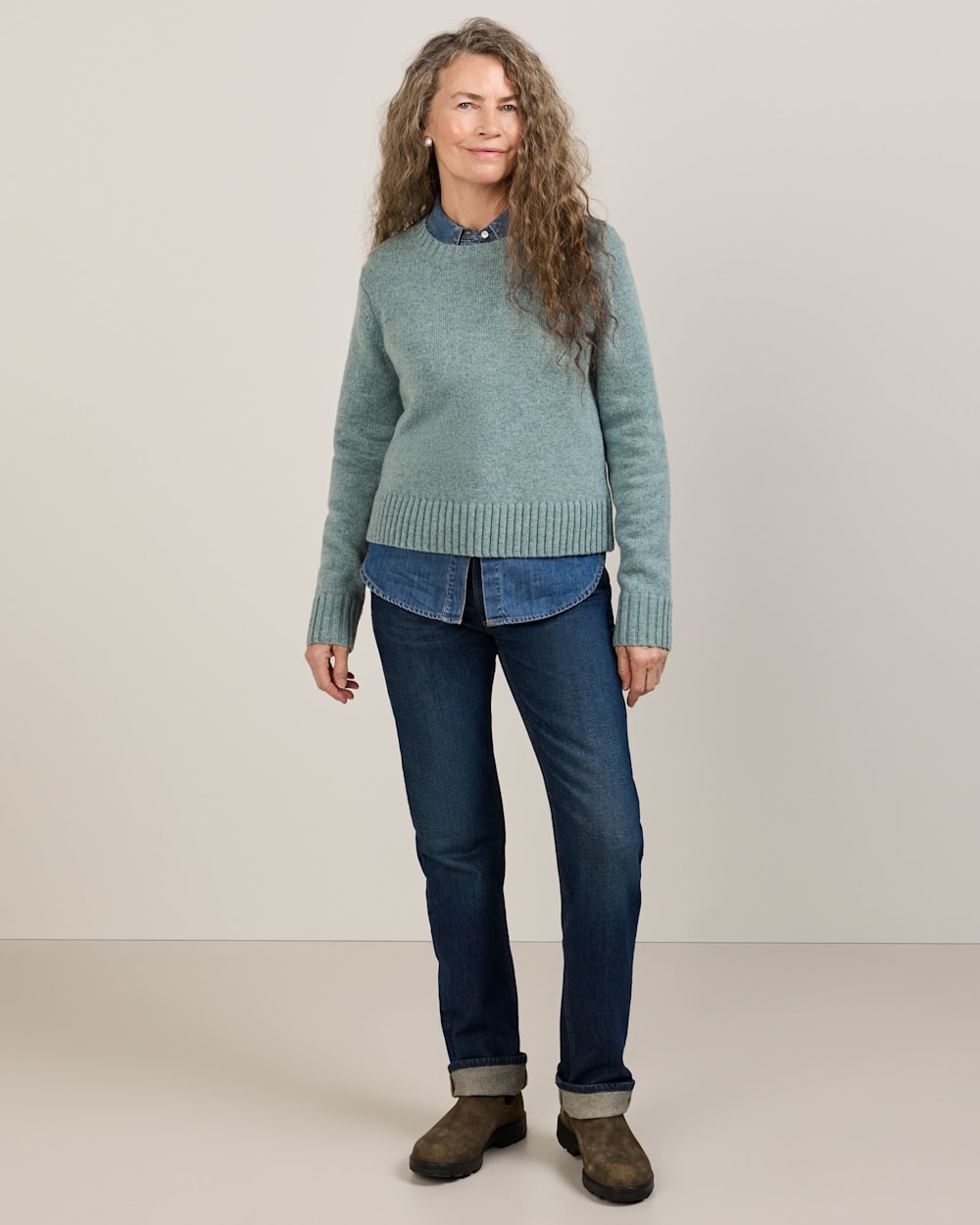 ALTERNATE VIEW OF WOMEN'S SHETLAND COLLECTION CREWNECK IN SEA GLASS BLUE HEATHER image number 2