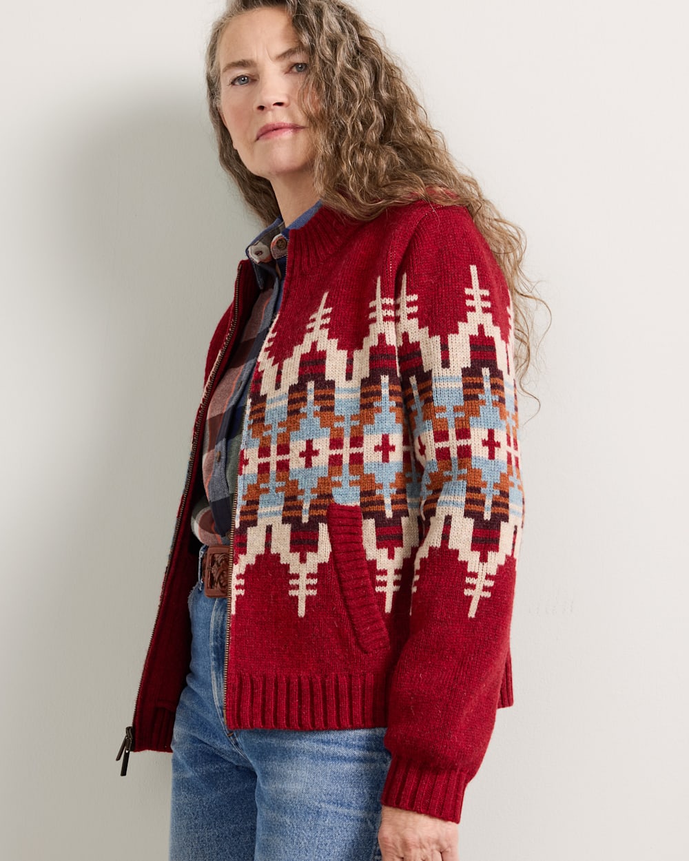 WOMEN'S GRAPHIC SHETLAND COLLECTION ZIP CARDIGAN IN CHILI RED MULTI image number 1