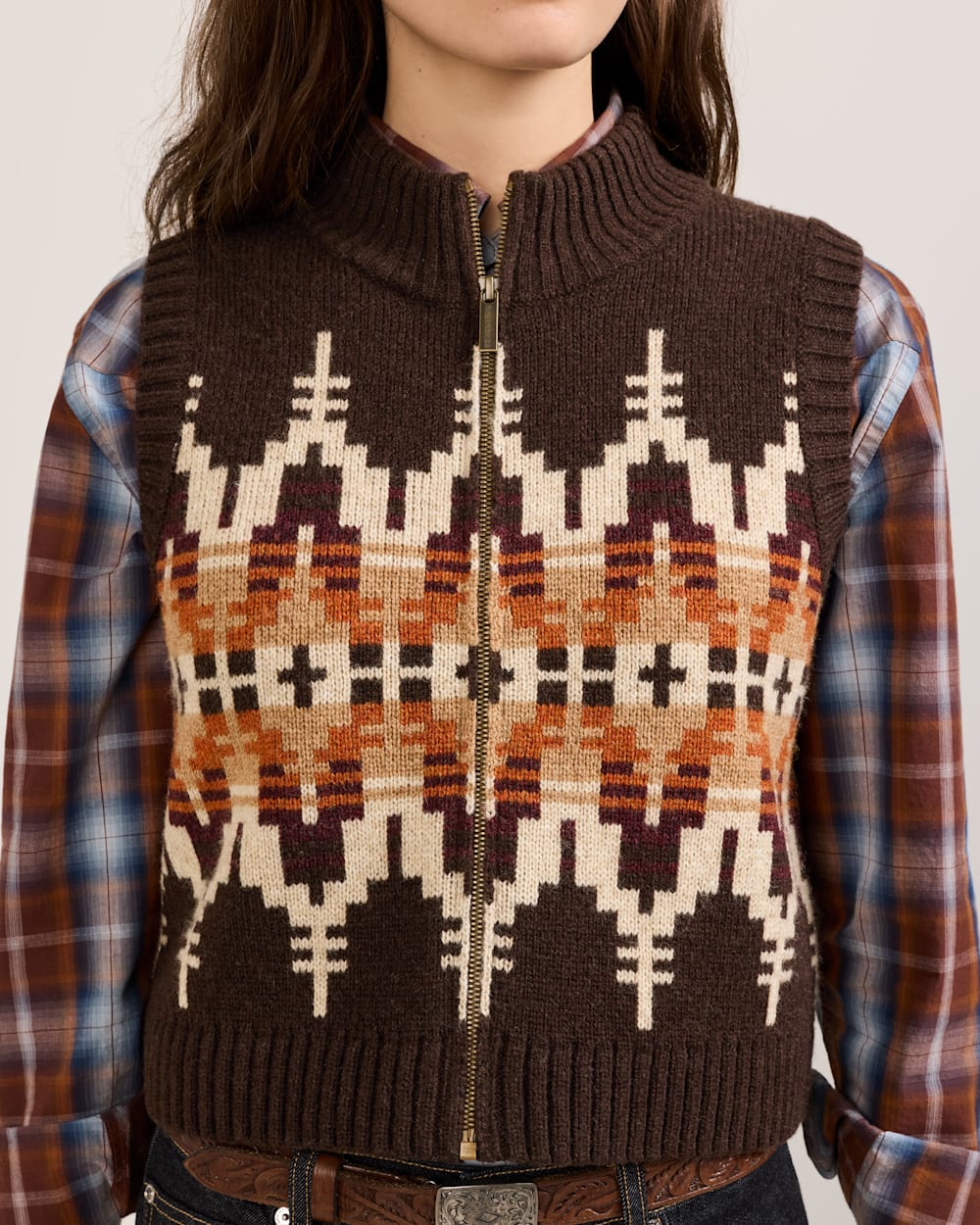 ALTERNATE VIEW OF WOMEN'S GRAPHIC SHETLAND COLLECTION ZIP VEST IN CHOCOLATE MULTI image number 5