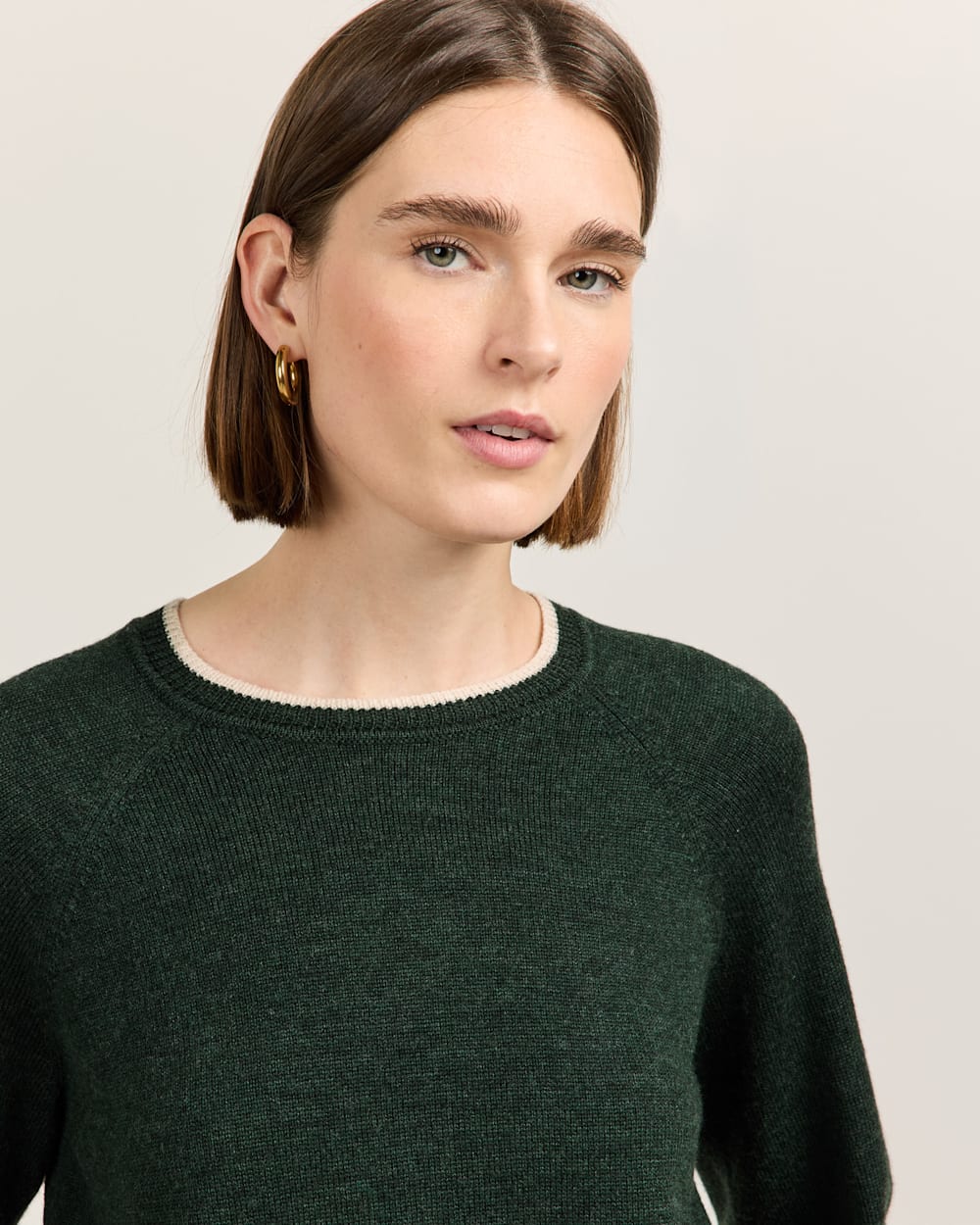 ALTERNATE VIEW OF WOMEN'S MERINO SWEATER IN DARK FIR image number 4