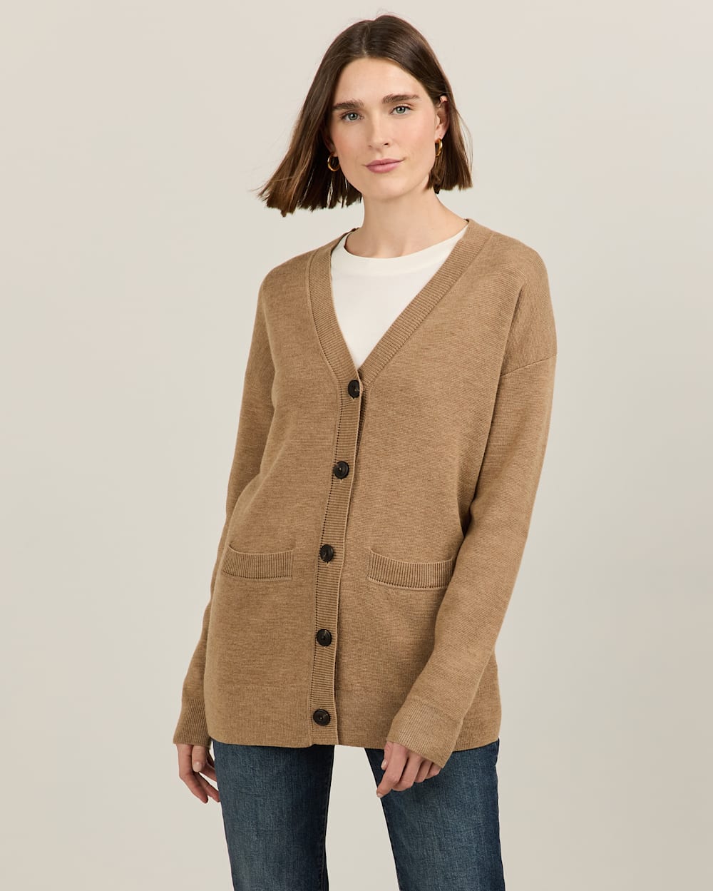 WOMEN'S RELAXED MERINO CARDIGAN IN CAMEL image number 1