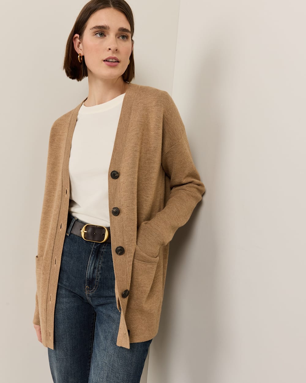 ALTERNATE VIEW OF WOMEN'S RELAXED MERINO CARDIGAN IN CAMEL image number 5