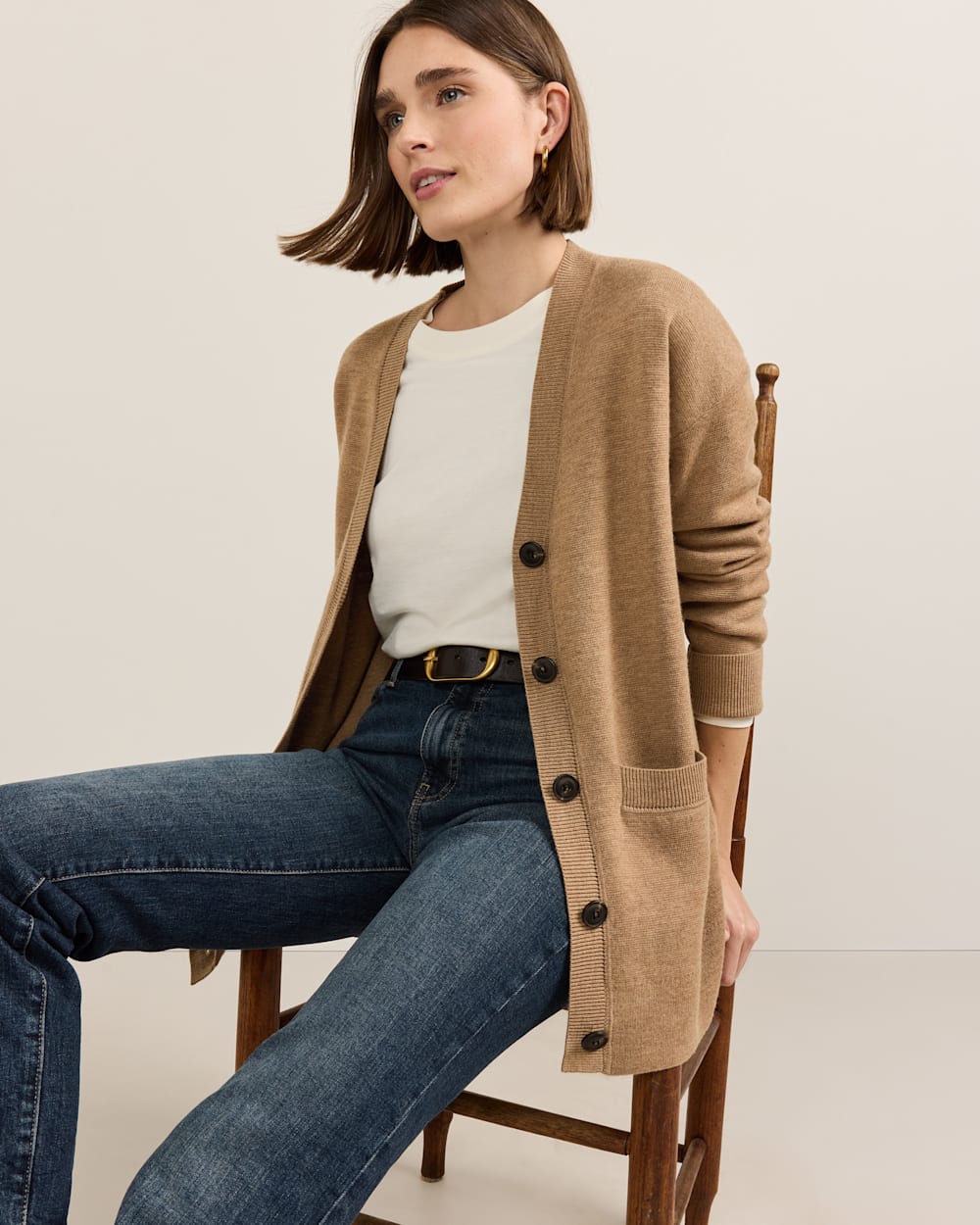 ALTERNATE VIEW OF WOMEN'S RELAXED MERINO CARDIGAN IN CAMEL image number 6