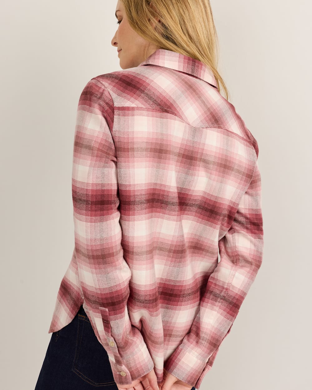 ALTERNATE VIEW OF WOMEN'S PLAID PERFECT TWO POCKET FLANNEL SHIRT IN ROSE OMBRE image number 4