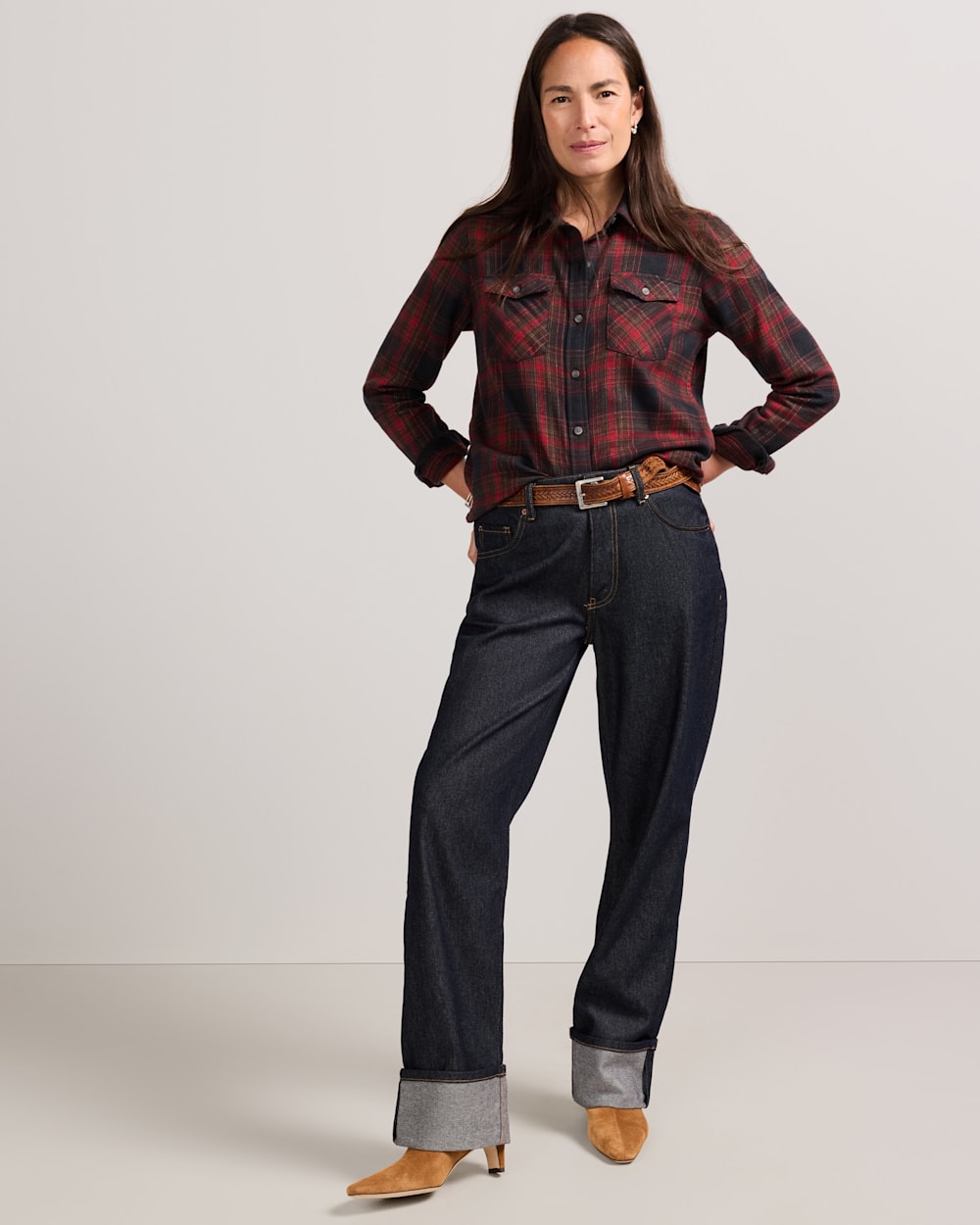 WOMEN'S PLAID PERFECT TWO POCKET FLANNEL SHIRT IN BLACK/RED MULTI image number 1