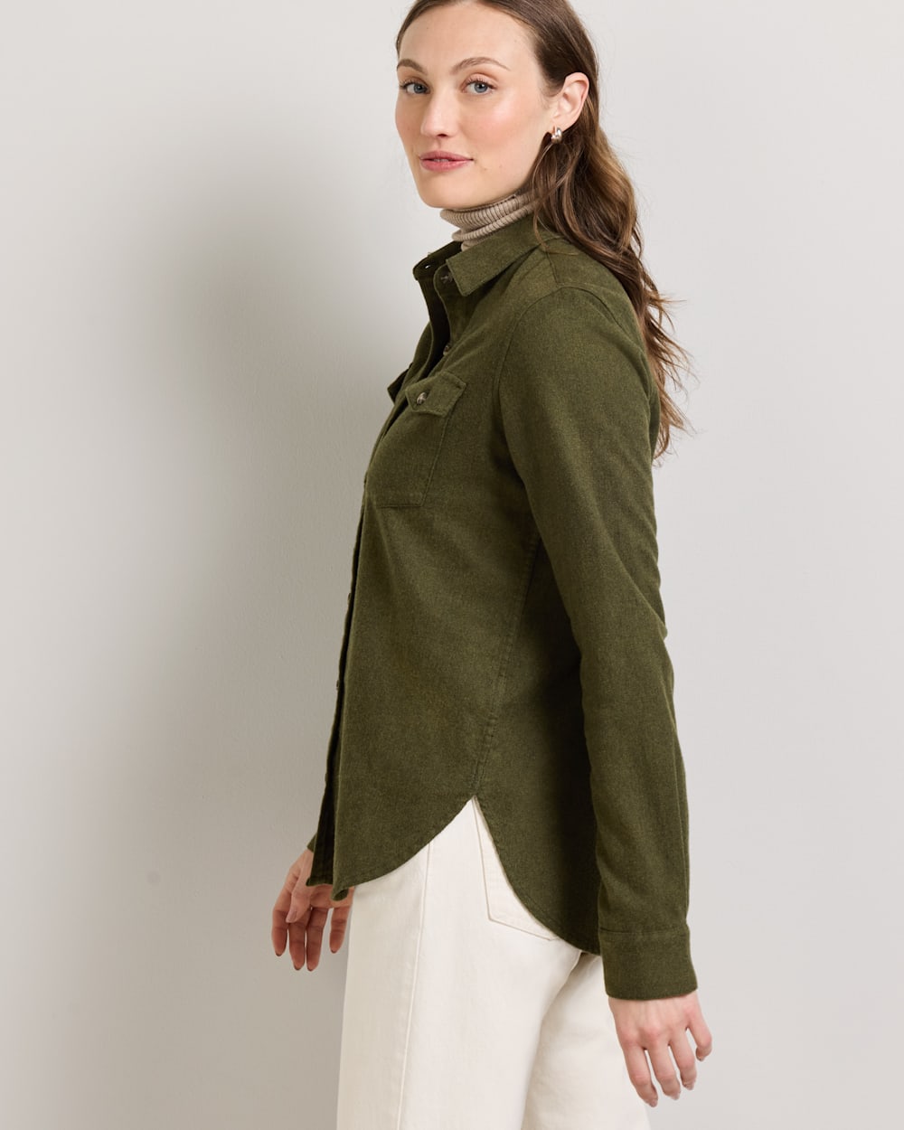 ALTERNATE VIEW OF WOMEN'S PERFECT TWO POCKET FLANNEL SHIRT IN DARK FIR image number 3