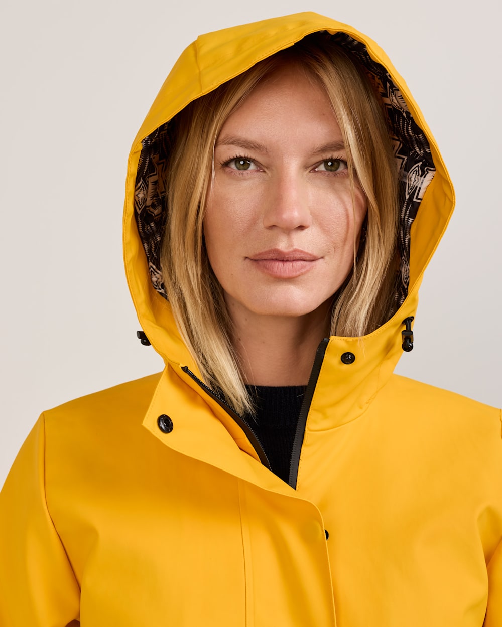 ALTERNATE VIEW OF WOMEN'S VICTORIA RAIN SLICKER IN YELLOW image number 3