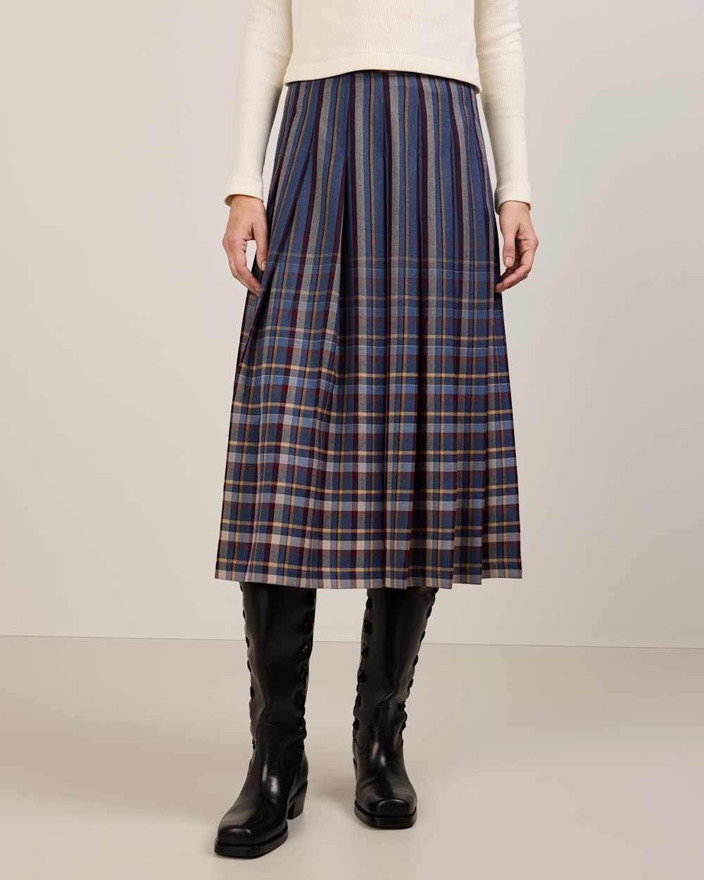 WOMEN'S WORSTED WOOL PLEATED SKIRT IN BLUE STRIPE PLAID image number 1