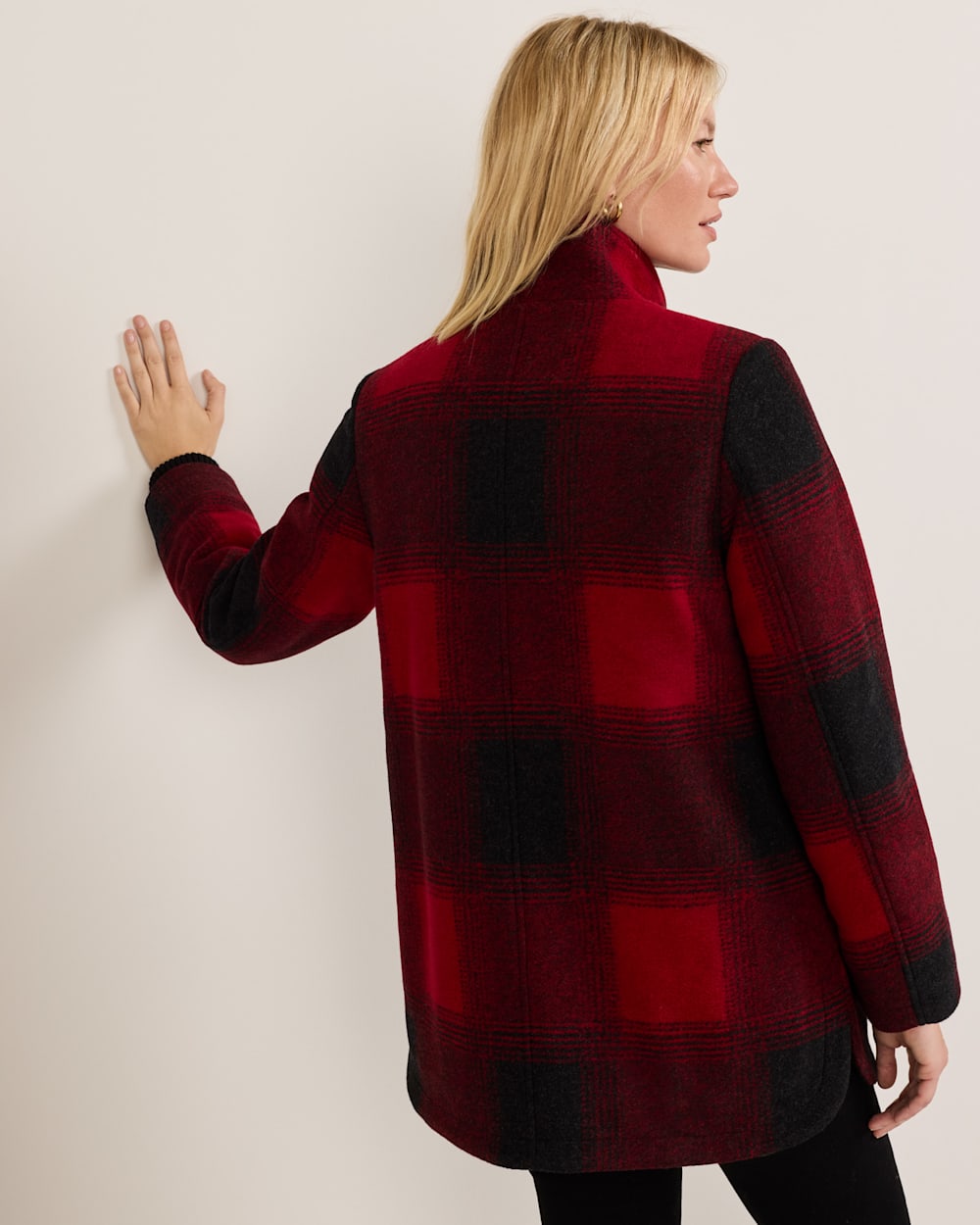 ALTERNATE VIEW OF WOMEN'S PLAID WOOL COAT IN RED OMBRE image number 5