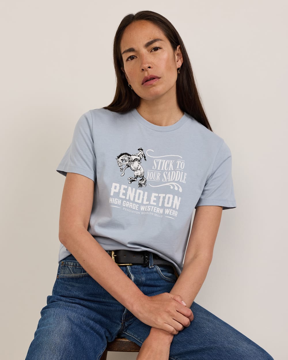 WOMEN'S STICK TO YOUR SADDLE GRAPHIC TEE IN BLUE FOG image number 1