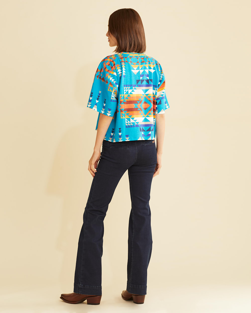 ALTERNATE VIEW OF WRANGLER X PENDLETON WOMEN'S SHORT-SLEEVE CROPPED PRINTED TEE IN TURQUOISE MULTI image number 3
