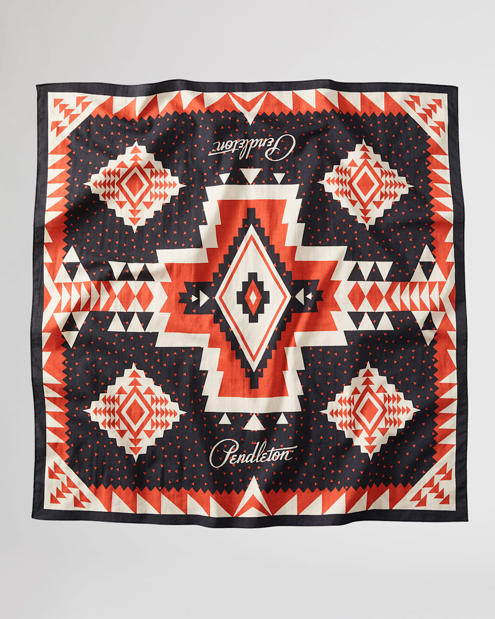 BANDANA IN BLACK/RED ROCK POINT image number 1