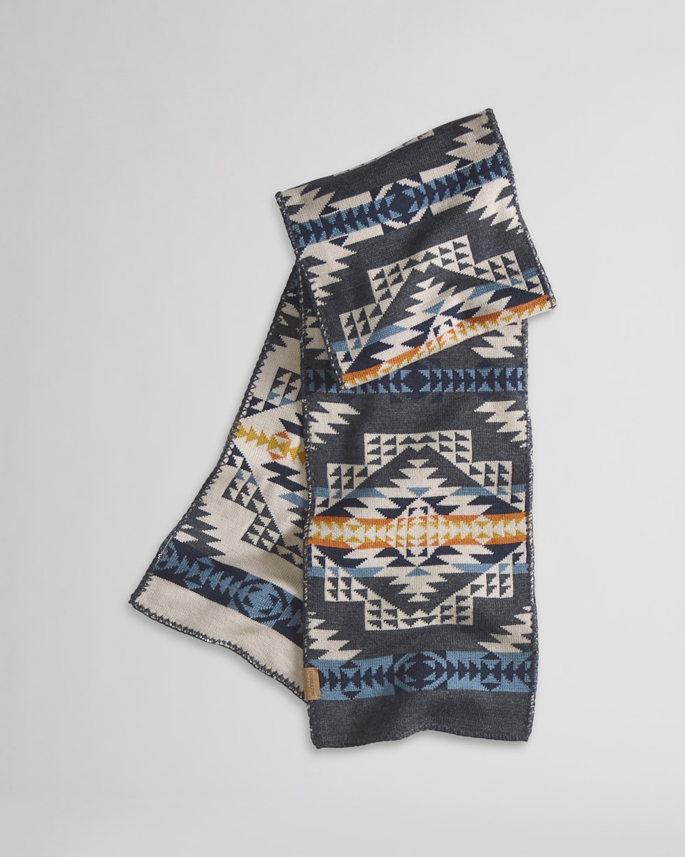 MERINO KNIT SCARF IN GREY SMITH ROCK image number 1