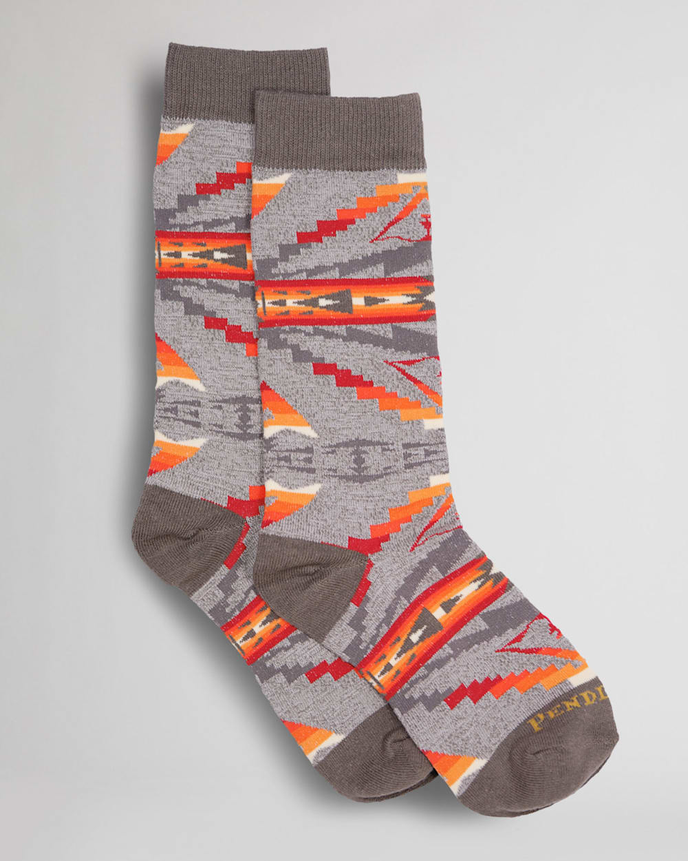 SIERRA RIDGE CREW SOCKS IN GREY image number 1