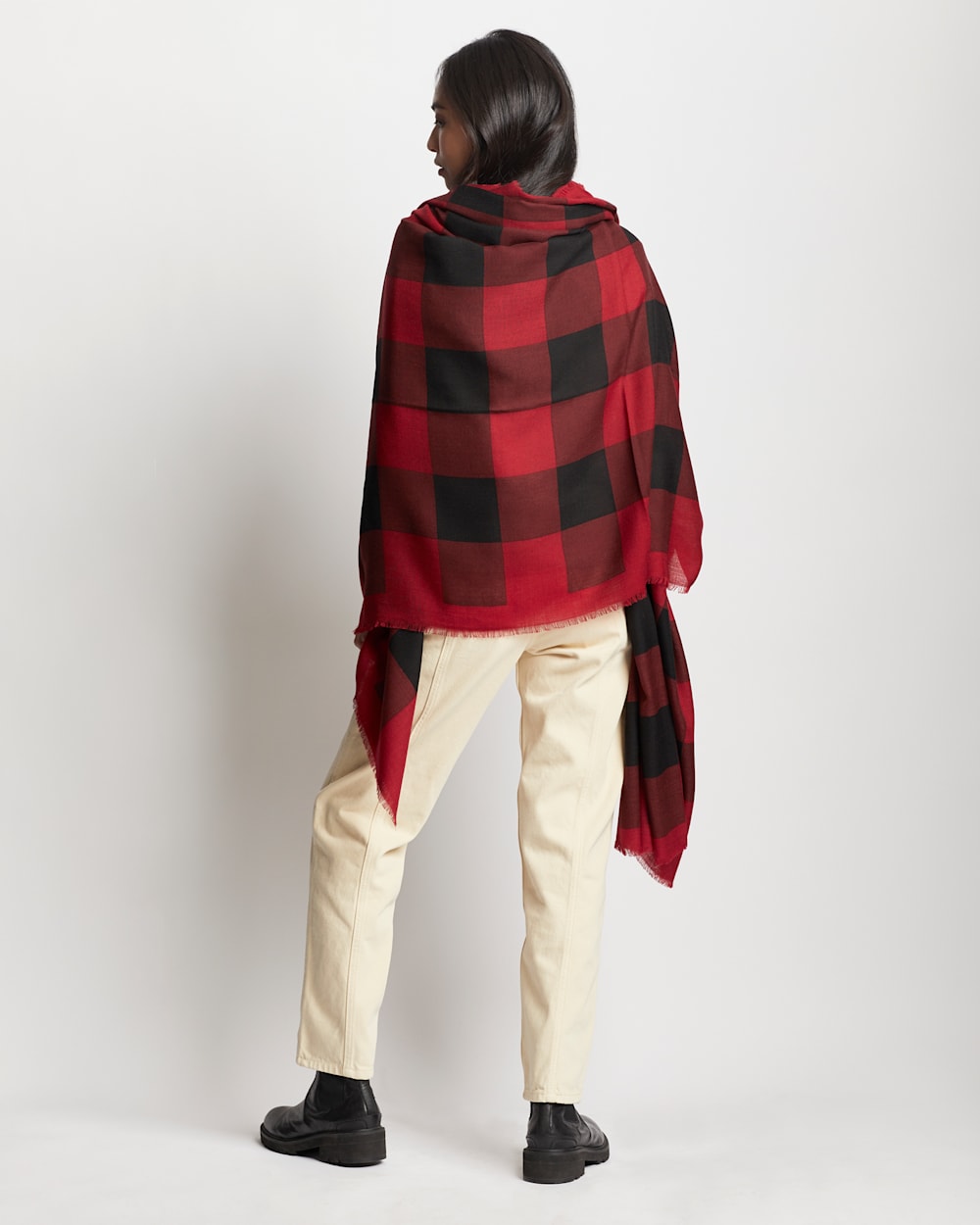 ALTERNATE VIEW OF PLAID FEATHERWEIGHT WOOL SCARF IN RED BUFFALO CHECK image number 4
