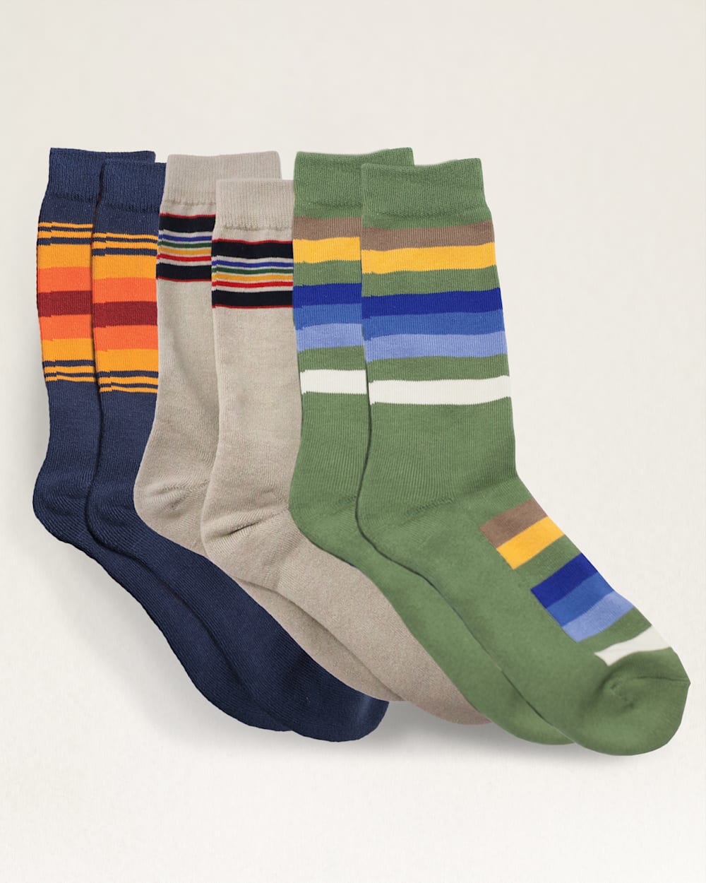 ALTERNATE VIEW OF 3-PACK NATIONAL PARK SOCKS GIFT BOX IN YELLOWSTONE TAUPE/ROCKY MTN/GRAND CANYON image number 3