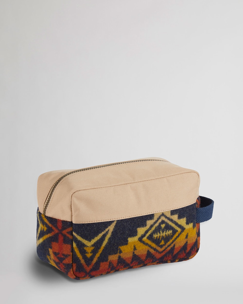 ALTERNATE VIEW OF PINTO MOUNTAINS CARRYALL POUCH IN NAVY/TAN MULTI image number 2