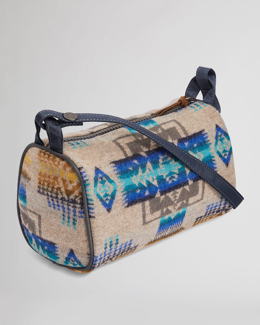 ALTERNATE VIEW OF TRAVEL KIT IN BLUE CHIEF JOSEPH image number 2