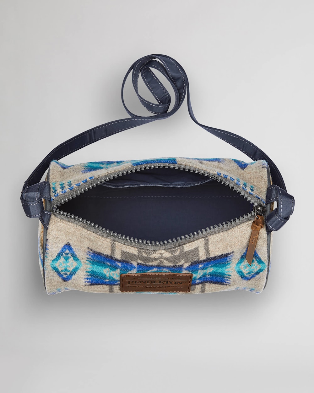 ALTERNATE VIEW OF TRAVEL KIT IN BLUE CHIEF JOSEPH image number 3
